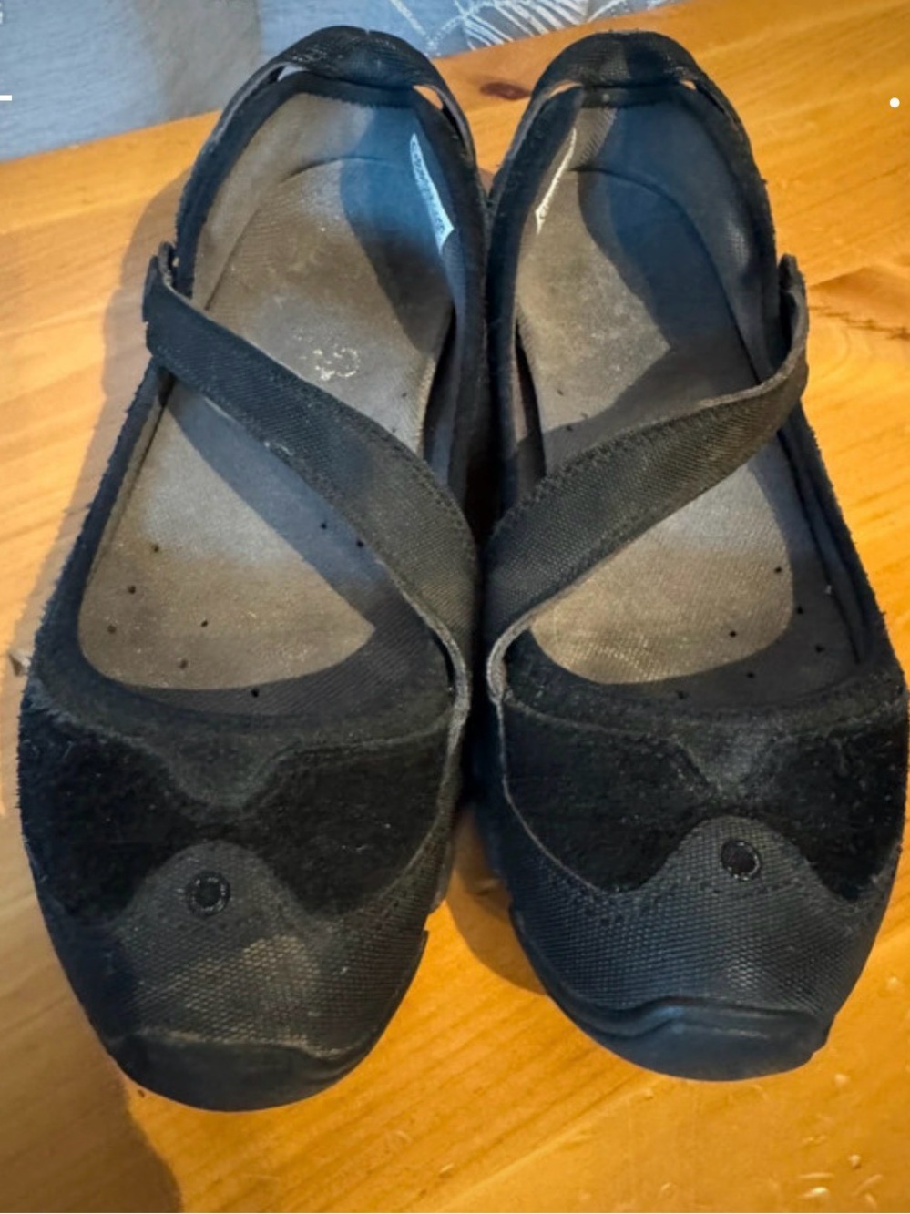 Columbia Black Mary Jane Slip-On Flats